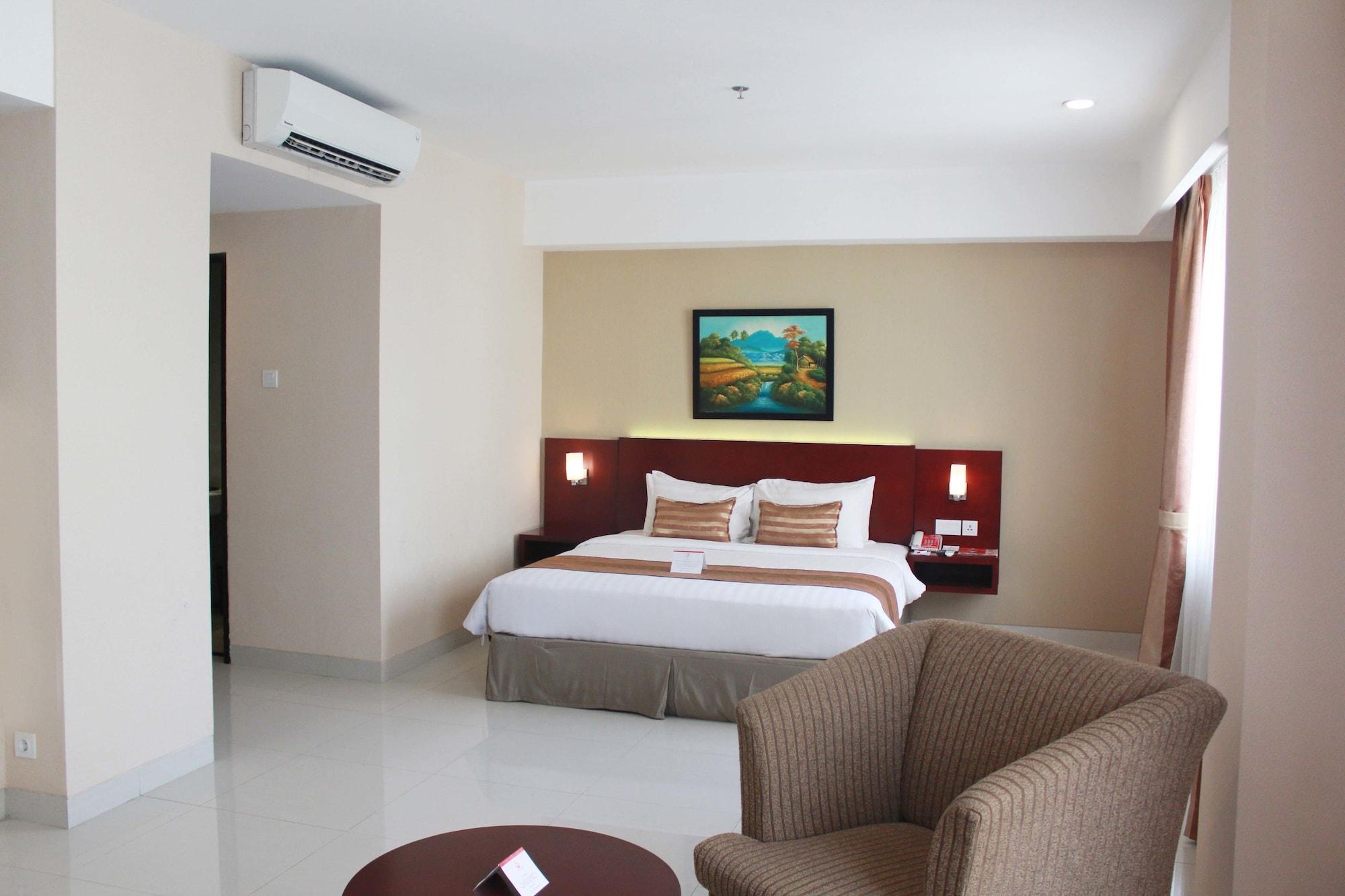 Asialink Premier Karawang Luaran gambar